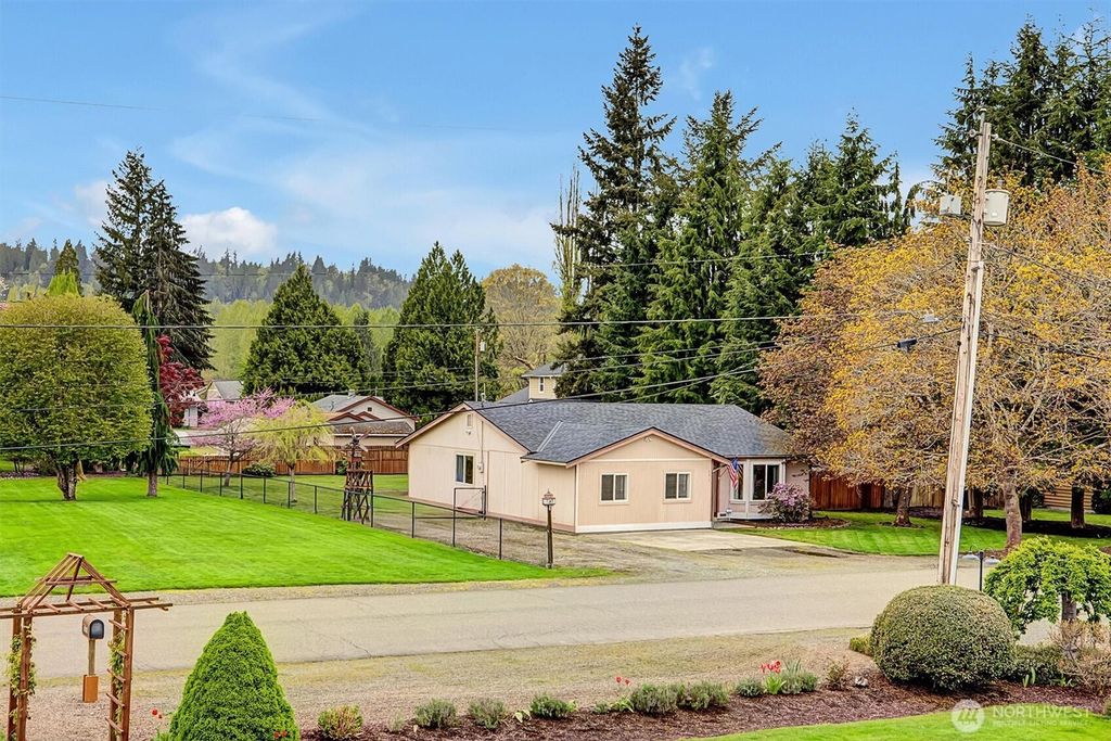 Photo of 5617 322nd Avenue NE, Carnation, WA 98014 (MLS # 2514573)