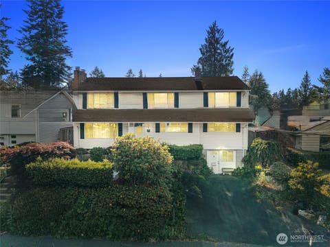 Photo of 16745 Meridian Avenue N, Seattle, WA 98133 (MLS # 2552137)