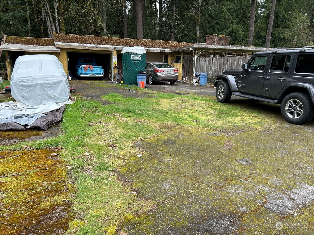 Photo of 2027 219th Lane SE, Sammamish, WA 98075 (MLS # 2319561)