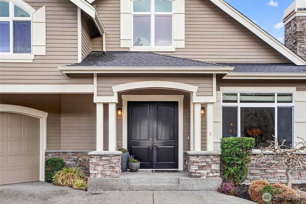 Photo of 265 259th Avenue NE, Sammamish, WA 98074 (MLS # 2481821)