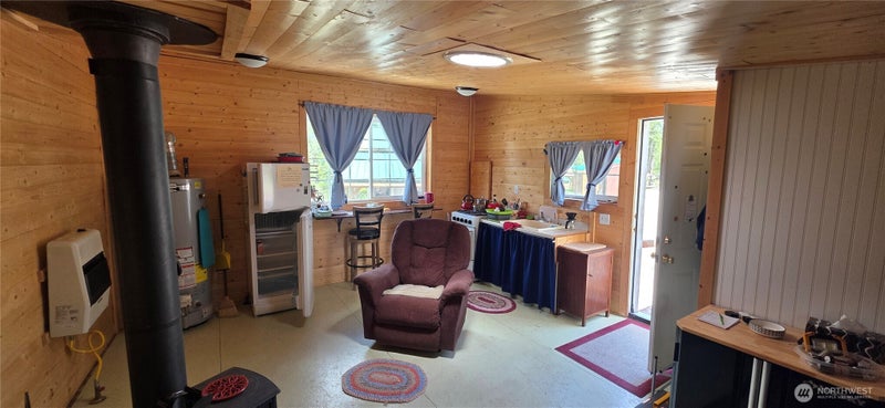 790 BONAPARTE LAKE RD