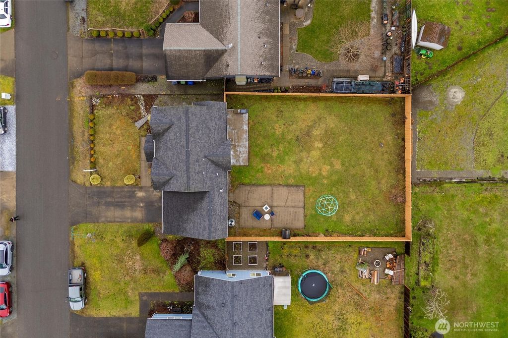 Photo of 16526 10th Avenue Ct E, Spanaway, WA 98387 (MLS # 2471084)