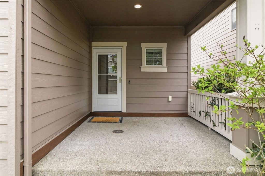 Photo of 3029 Eagle Loop NE, Lacey, WA 98516 (MLS # 2515633)
