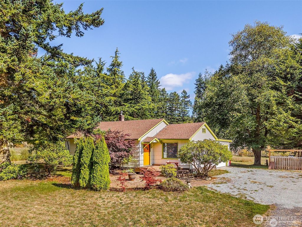 Photo of 615 SW Camano Drive, Camano Island, WA 98282 (MLS # 2469333)