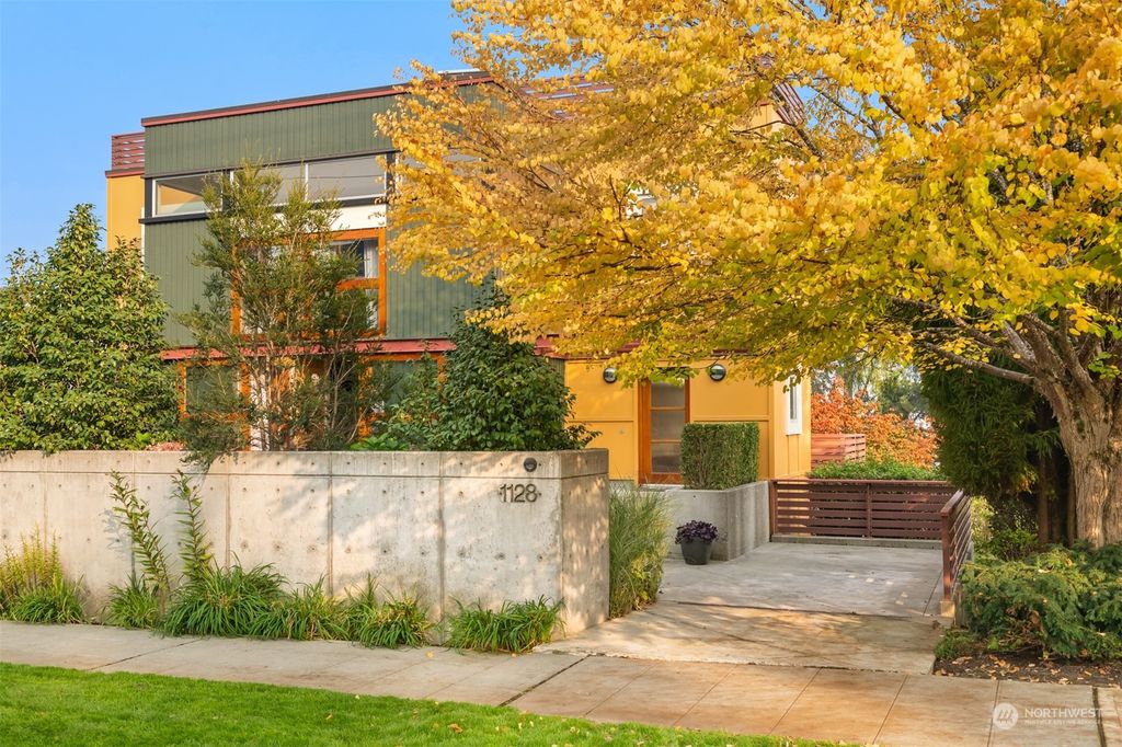 Photo of 1128 33rd Avenue S, Seattle, WA 98144 (MLS # 2009574)