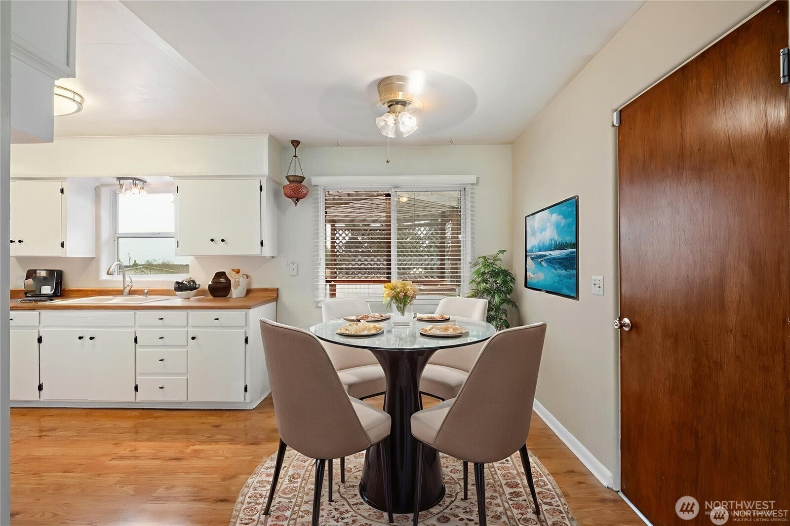 1123 Forest Glen Road