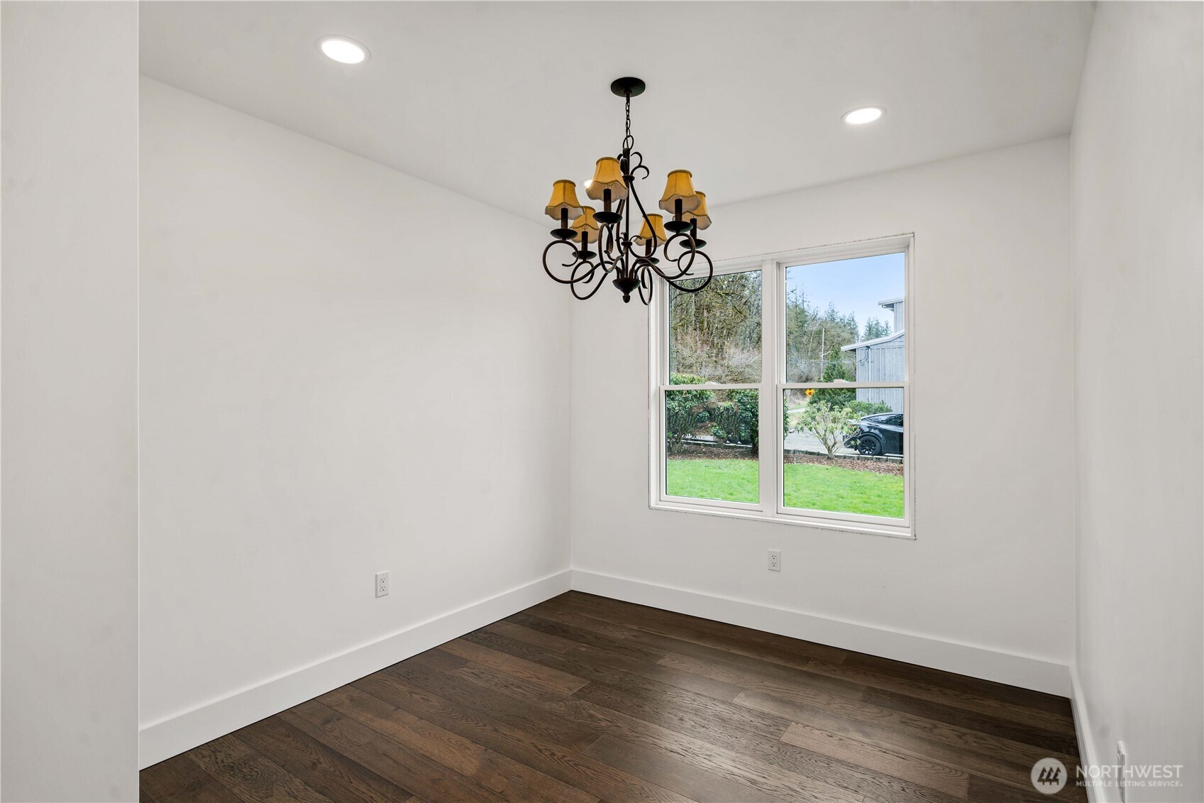 Redmond, Washington 98053, United States, 6 Bedrooms Bedrooms, ,4 BathroomsBathrooms,Residential,Active,86361