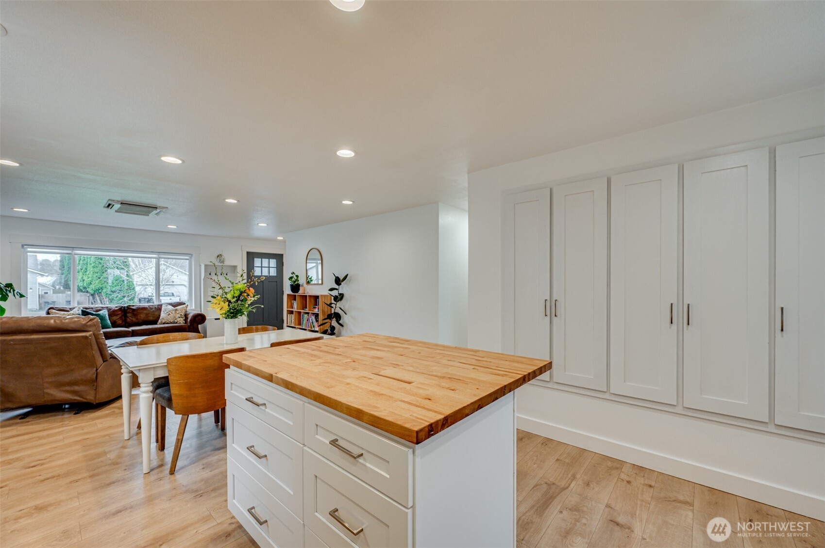 2065 Cimerron Street