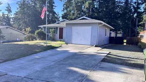 Photo of 973 Cathlamet Drive, Oak Harbor, WA 98277 (MLS # 2442089)