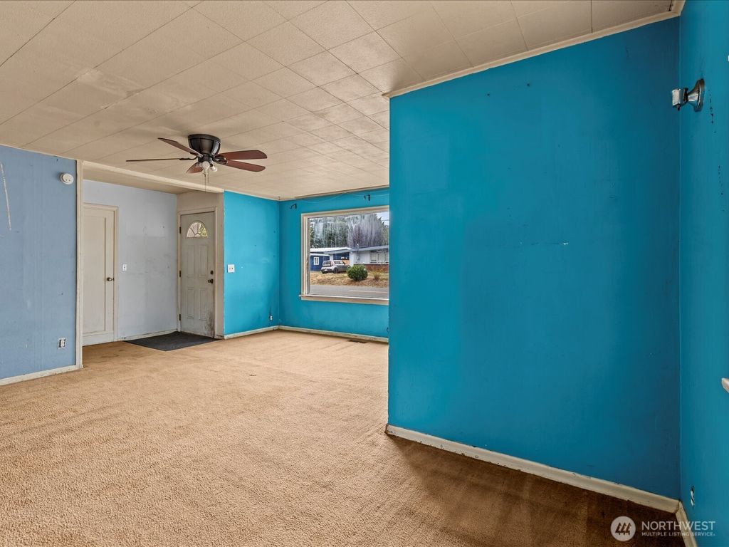 Photo of 20135 4th Avenue S, Des Moines, WA 98198 (MLS # 2432761)