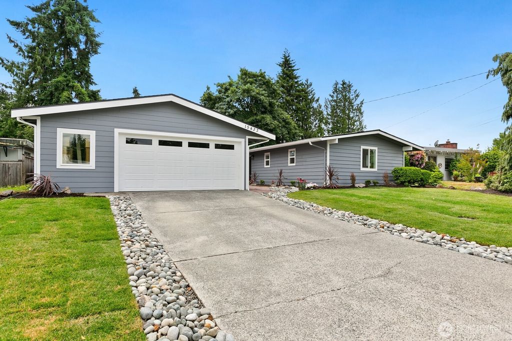 Photo of 15433 SE 8th Street, Bellevue, WA 98007 (MLS # 2380469)