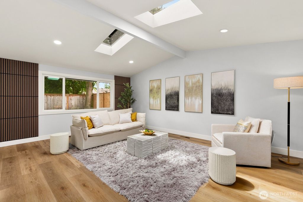 Photo of 15433 SE 8th Street, Bellevue, WA 98007 (MLS # 2380469)