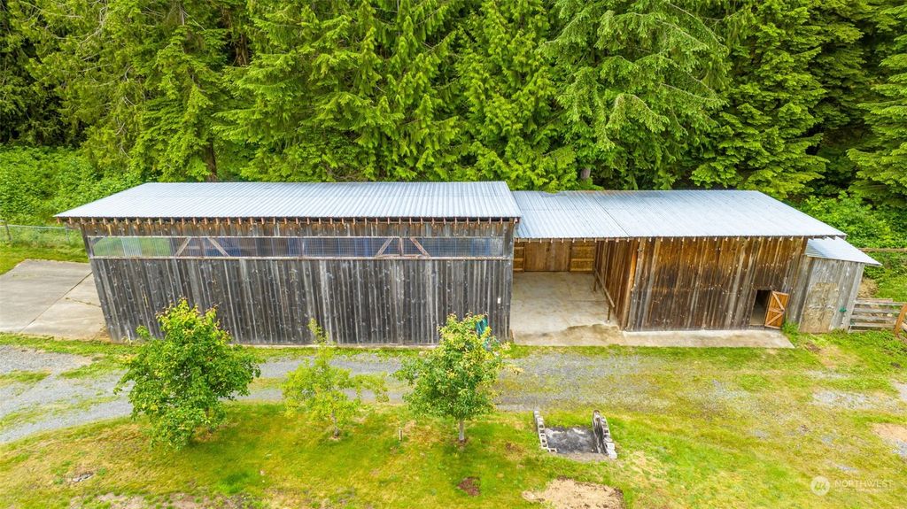 Photo of 20414 80th St SE St, Snohomish, WA 98290 (MLS # 2177993)