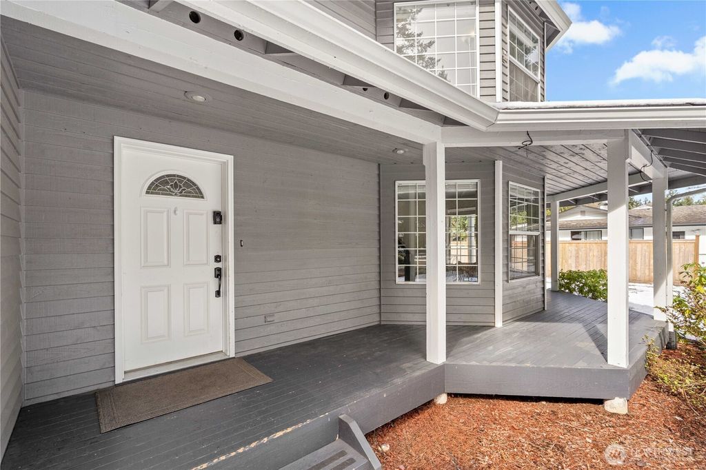 Photo of 29725 174th Avenue SE, Kent, WA 98042 (MLS # 2496094)