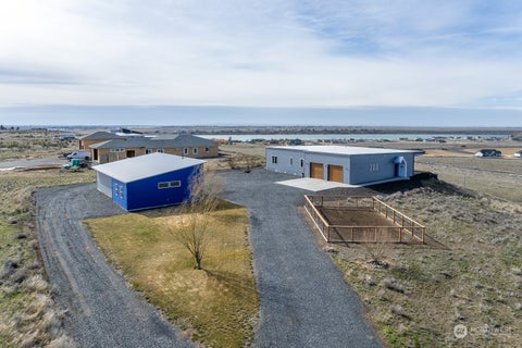 Featured picture for the property 2050054