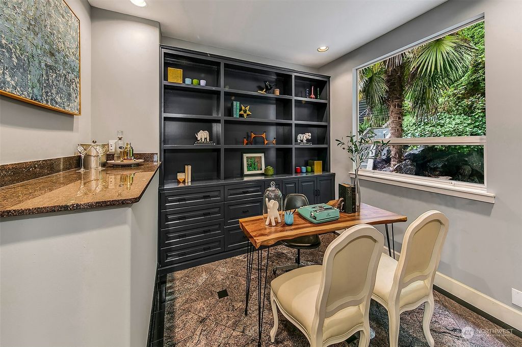 Photo of 1520 E Interlaken Boulevard, Seattle, WA 98112 (MLS # 2175145)