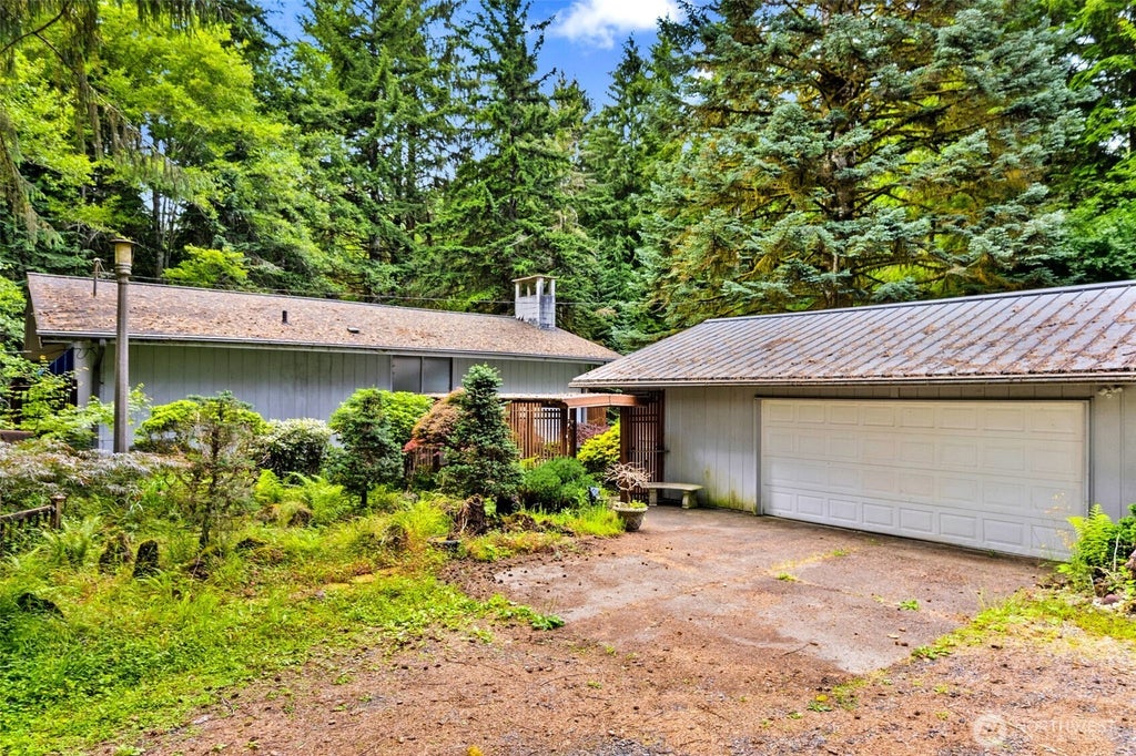 Photo of 723 N 10th Street, Montesano, WA 98563 (MLS # 2550011)
