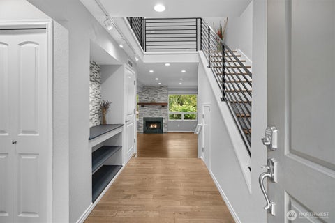 Photo of 2958 Kennewick Pl Place NE, Renton, WA 98056 (MLS # 2591812)