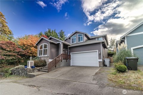 Photo of 722 E Tacoma Street, Kent, WA 98030 (MLS # 2448195)