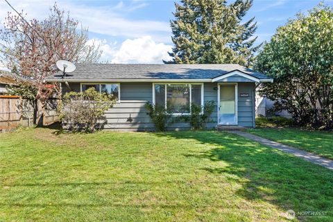 Photo of 6515 94th Street SW, Lakewood, WA 98499 (MLS # 2507150)