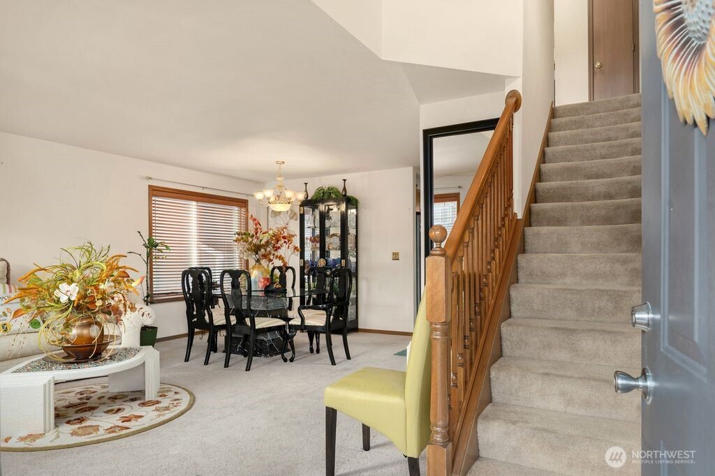 1609 200th Street Ct E