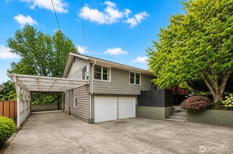Photo of 10412 SE 219th Street, Kent, WA 98031 (MLS # 2517760)