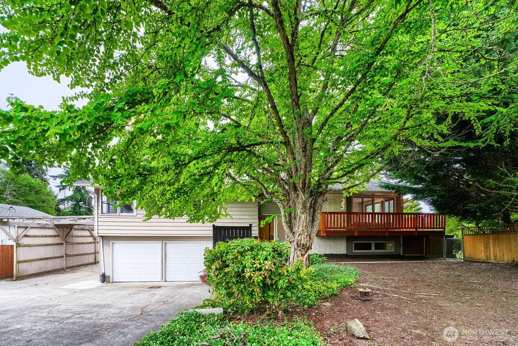 Photo of 10412 SE 219th Street, Kent, WA 98031 (MLS # 2517760)
