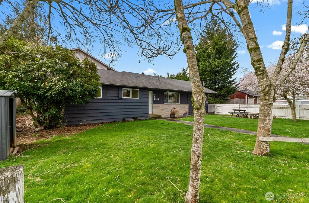 Photo of 8526 8th Avenue W #A, Everett, WA 98204 (MLS # 2497692)