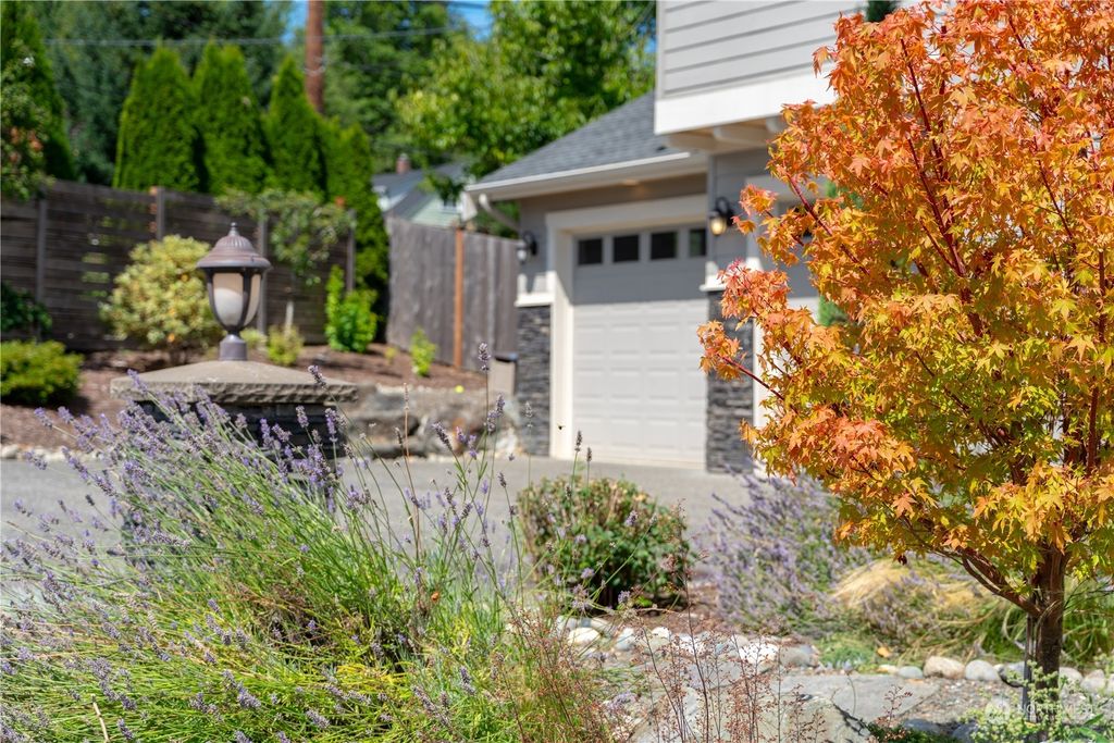 Photo of 5502 NE 194th Place SE, Kenmore, WA 98028 (MLS # 2269818)