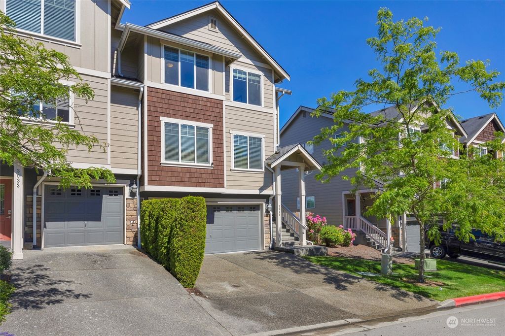 Photo of 3035 Belmonte Lane, Everett, WA 98201 (MLS # 2328519)