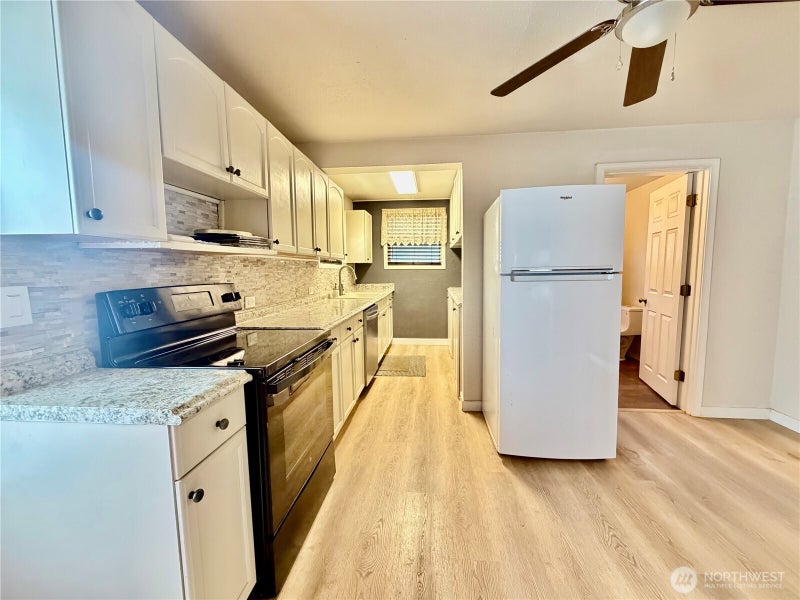 414 S 4th St.
