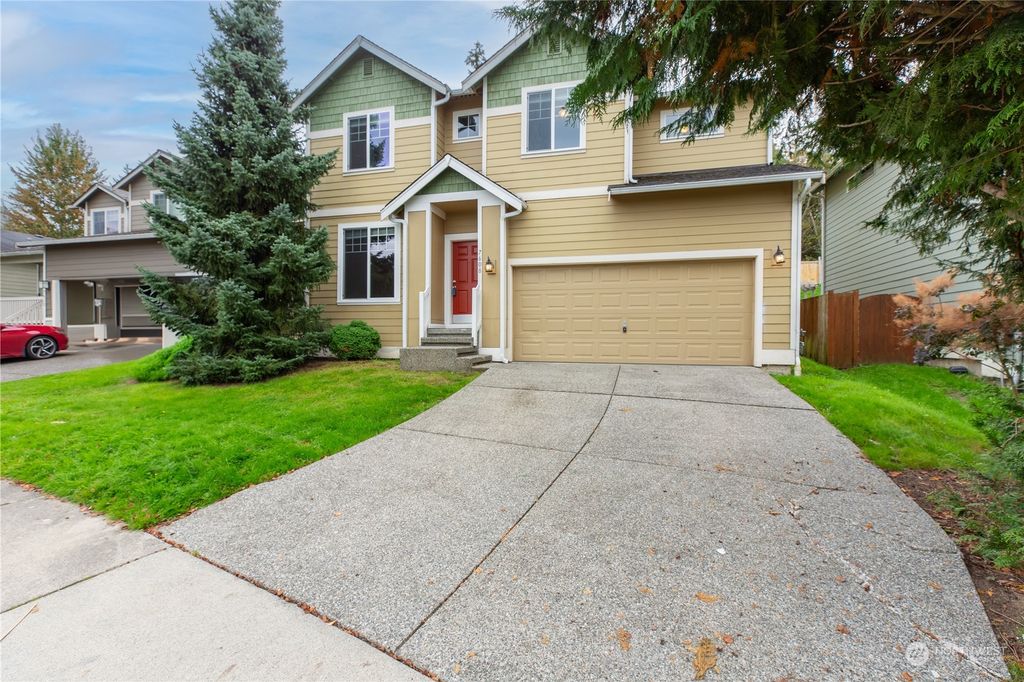 Photo of 7608 88th Place NE, Marysville, WA 98270 (MLS # 2296400)