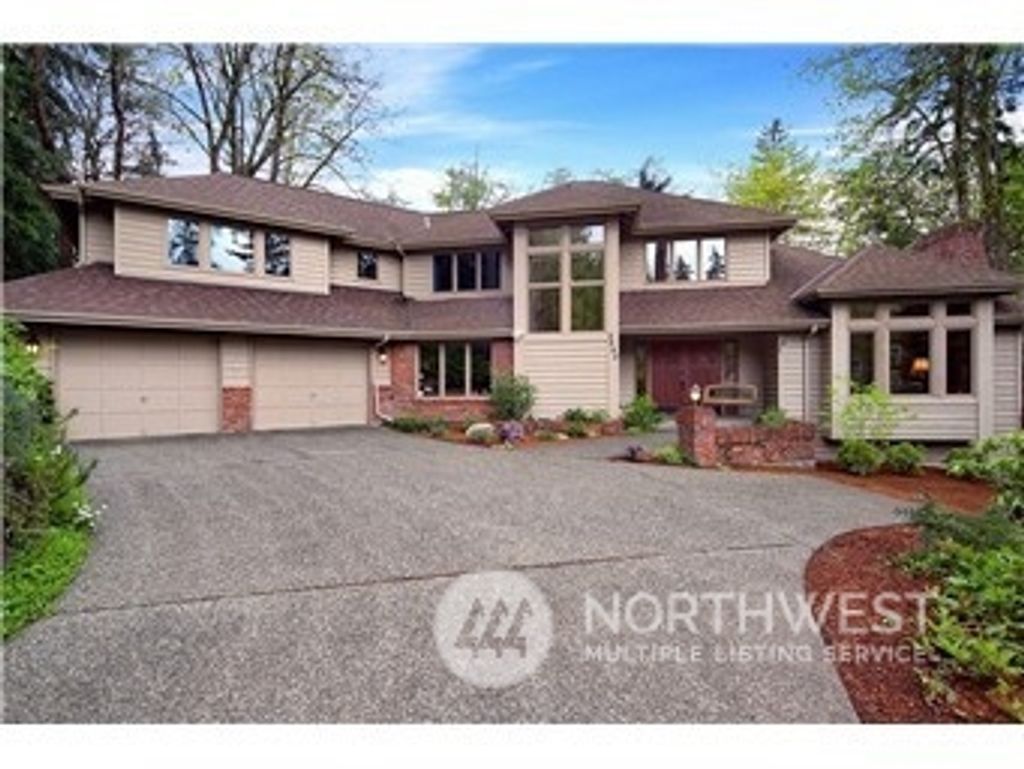 Photo of 5840 146th Place SE, Bellevue, WA 98006 (MLS # 2330500)