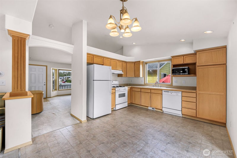 7536 Clamdigger Drive