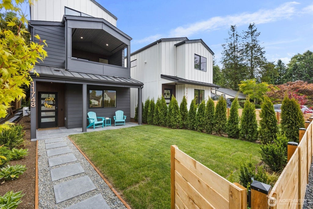 Photo of 11748 Dayton Avenue N, Seattle, WA 98133 (MLS # 2576099)