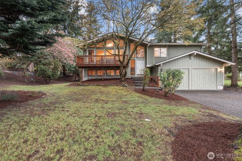 Photo of 13919 SE 3rd Street, Bellevue, WA 98005 (MLS # 2509269)