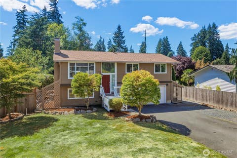 Photo of 21812 2nd Avenue SE, Bothell, WA 98021 (MLS # 2553839)