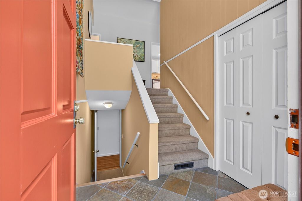Photo of 509 NW 178th Place, Shoreline, WA 98177 (MLS # 2548100)