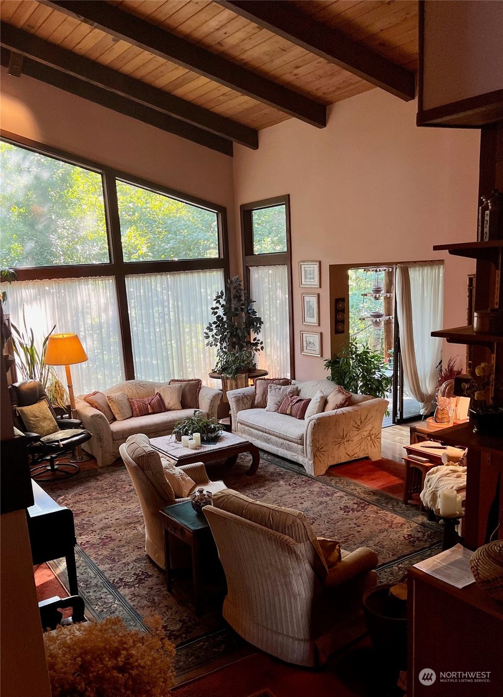 Photo of 934 Edmonds St, Edmonds, WA 98020 (MLS # 2000062)