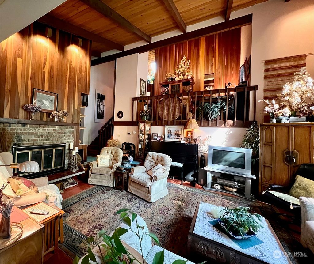 Photo of 934 Edmonds St, Edmonds, WA 98020 (MLS # 2000062)