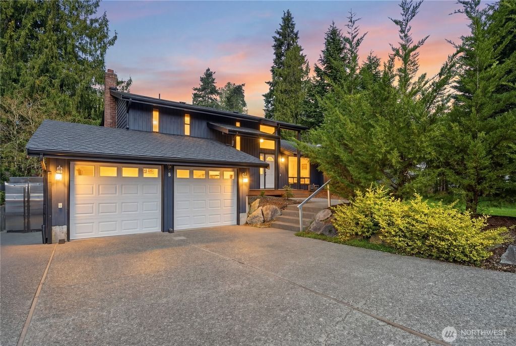 Photo of 10430 34th Drive SE, Everett, WA 98208 (MLS # 2511512)