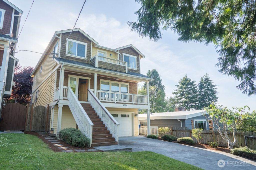 Photo of 4621 34th Avenue W, Seattle, WA 98199 (MLS # 2514900)