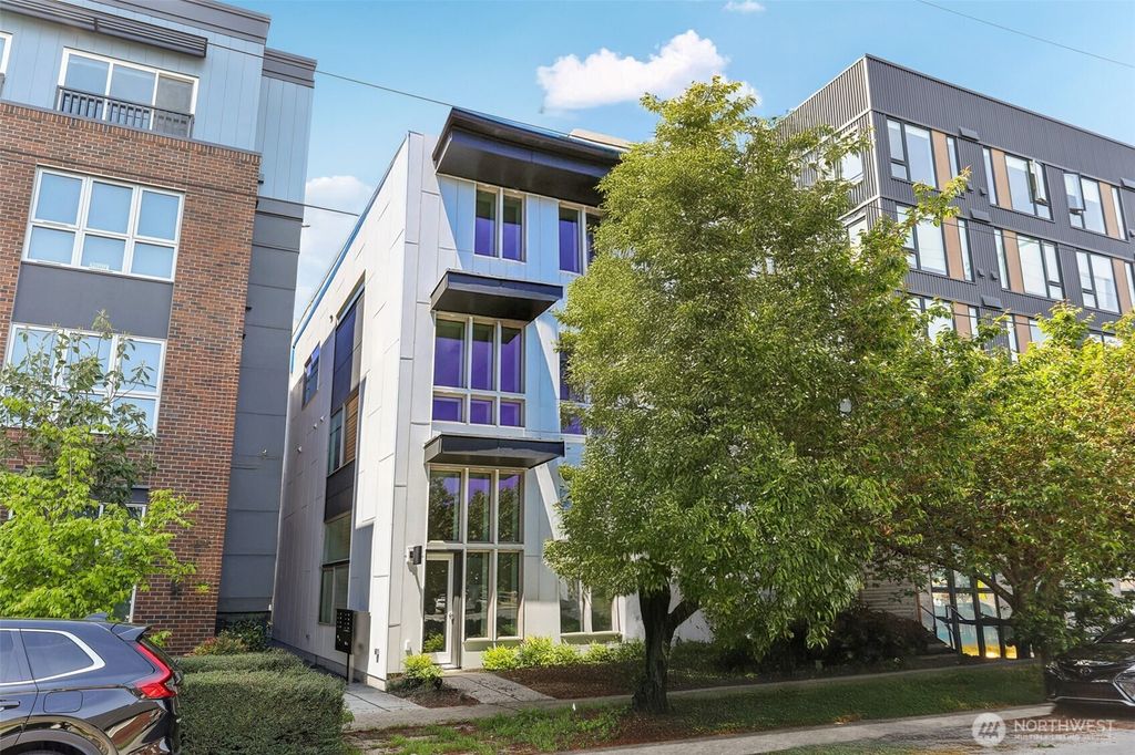 Photo of 4407 42nd Avenue SW #D, Seattle, WA 98116 (MLS # 2326693)