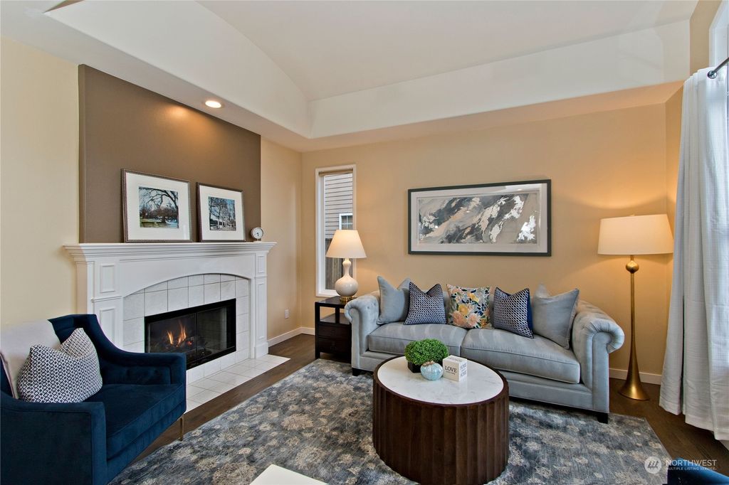 Photo of 25855 SE 42nd Way, Sammamish, WA 98029 (MLS # 2192292)