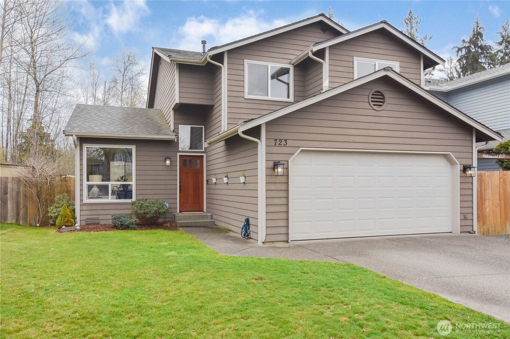 Photo of 723 123rd Avenue NE, Lake Stevens, WA 98258 (MLS # 2506464)
