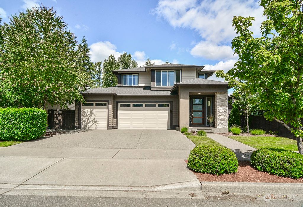 Photo of 3726 NE 24th Street, Renton, WA 98056 (MLS # 2247327)