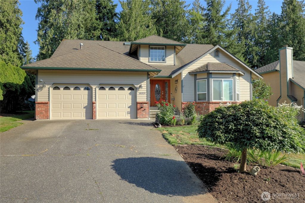 Photo of 18329 Cedarbough Loop, Arlington, WA 98223 (MLS # 2411994)