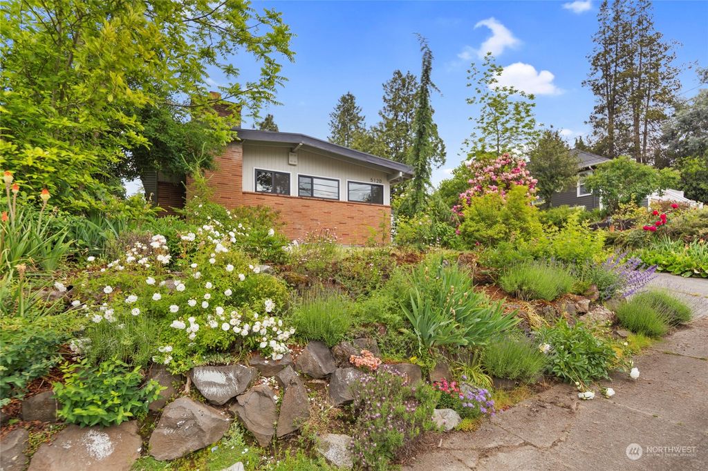 Photo of 5120 S Holly Street, Seattle, WA 98118 (MLS # 2243472)