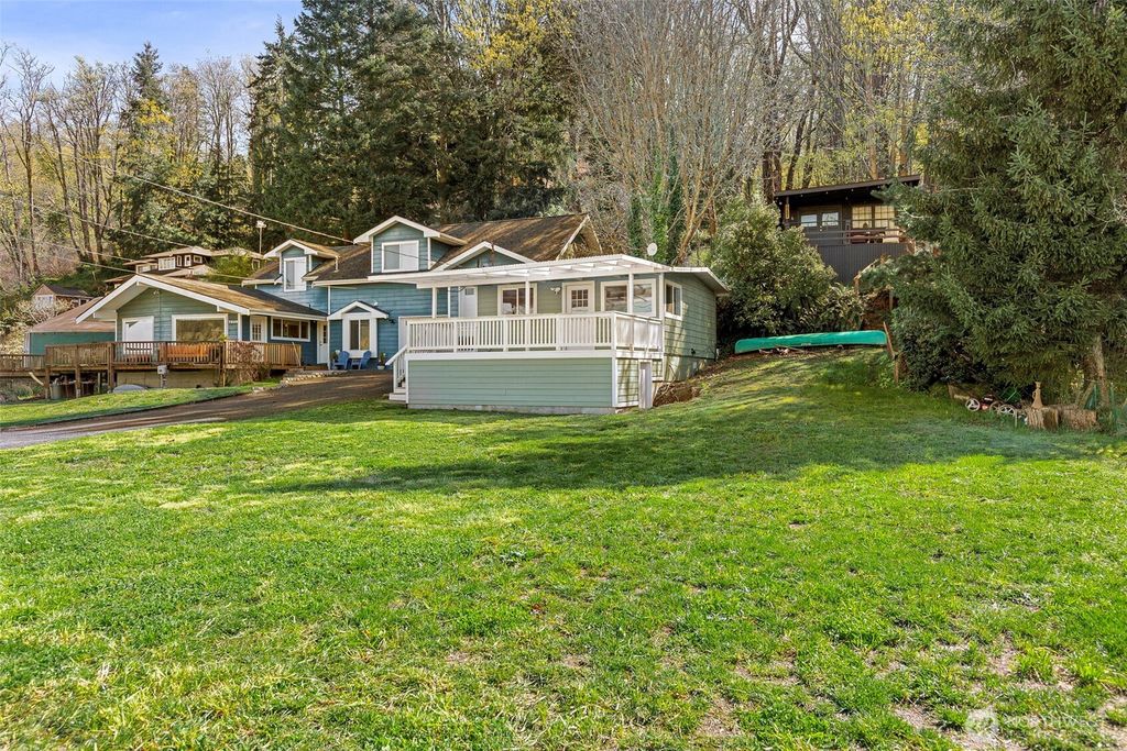 Photo of 27830 Manzanita Beach Road SW, Vashon, WA 98070 (MLS # 2520794)