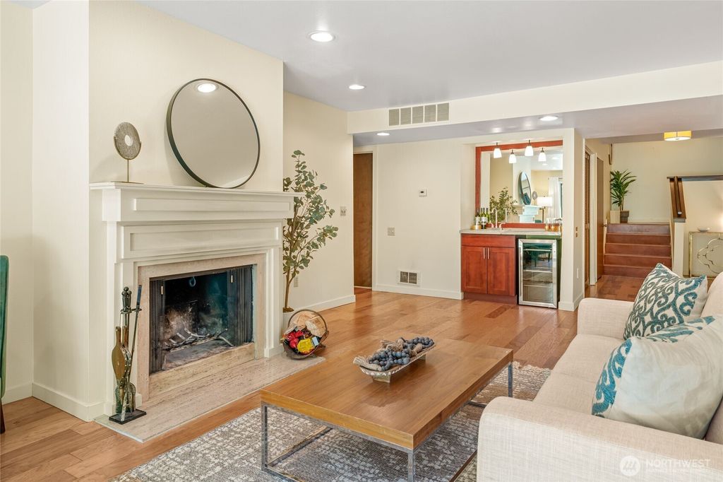 Photo of 1543 NE 143rd Street #G2, Seattle, WA 98125 (MLS # 2393366)